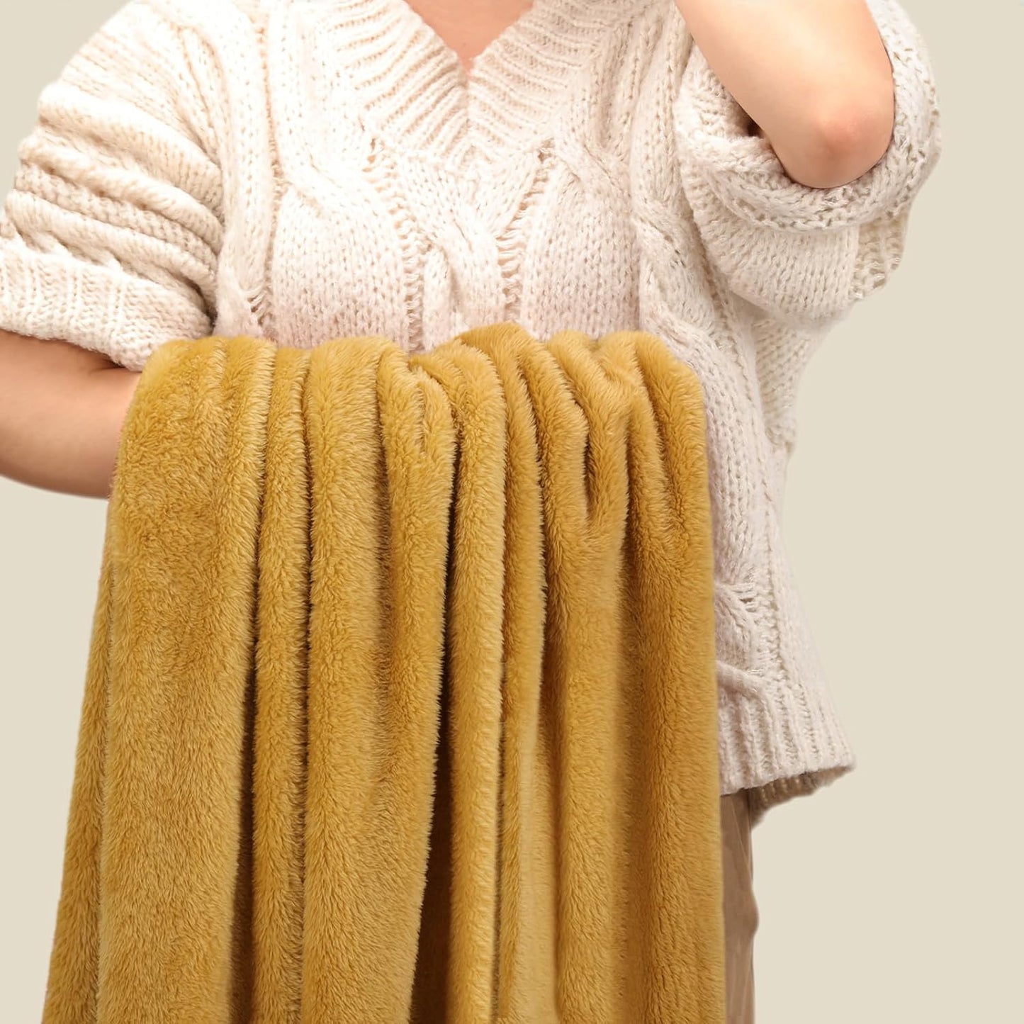 Plush Fleece Throw Blanket for Couch and Bed, Fluffy Fuzzy Cozy Soft Blankets All Season Use (50x60 Inches,Misted Yellow)