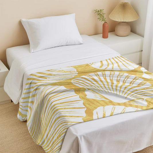 Cooling Blanket for Hot Sleepers, Yellow Scallop Coastal Lightweight Breathable Summer Blanket, Summer Beach Nautical Double-Side Cool Throw Blankets for Sleeping Travel, 50"x60"