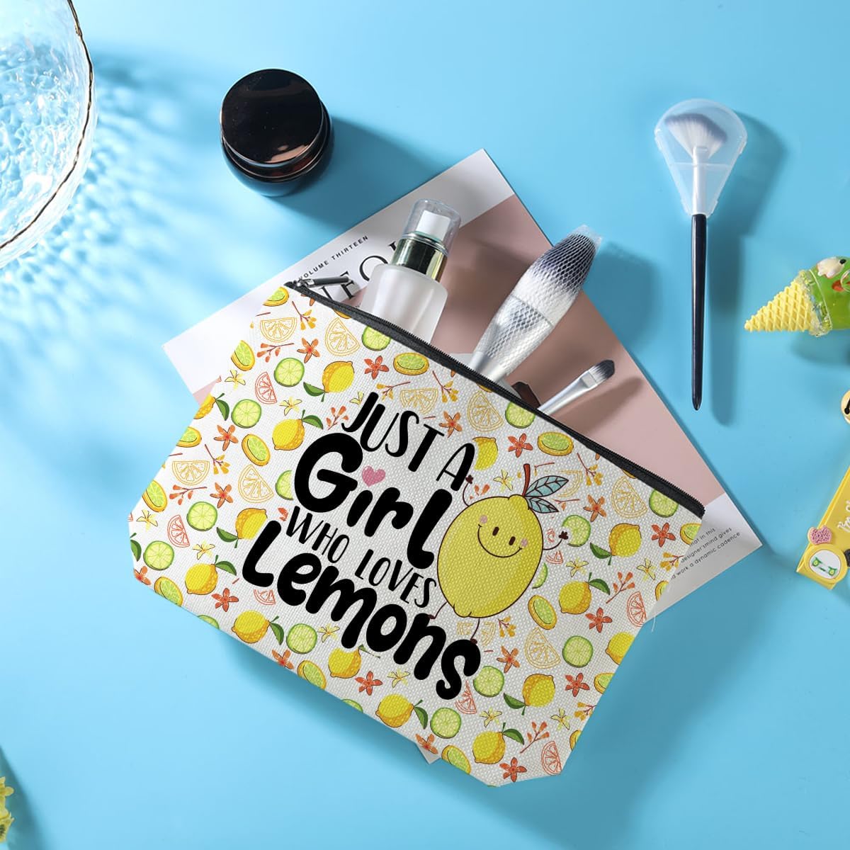 Lemon Makeup Bag Lemon Decor Cosmetic Bags for Women | Gifts for Women Girl Sister Friend, Graduation Friendship Birthday Gifts for Lemon Lovers, Travel Toiletry Bag