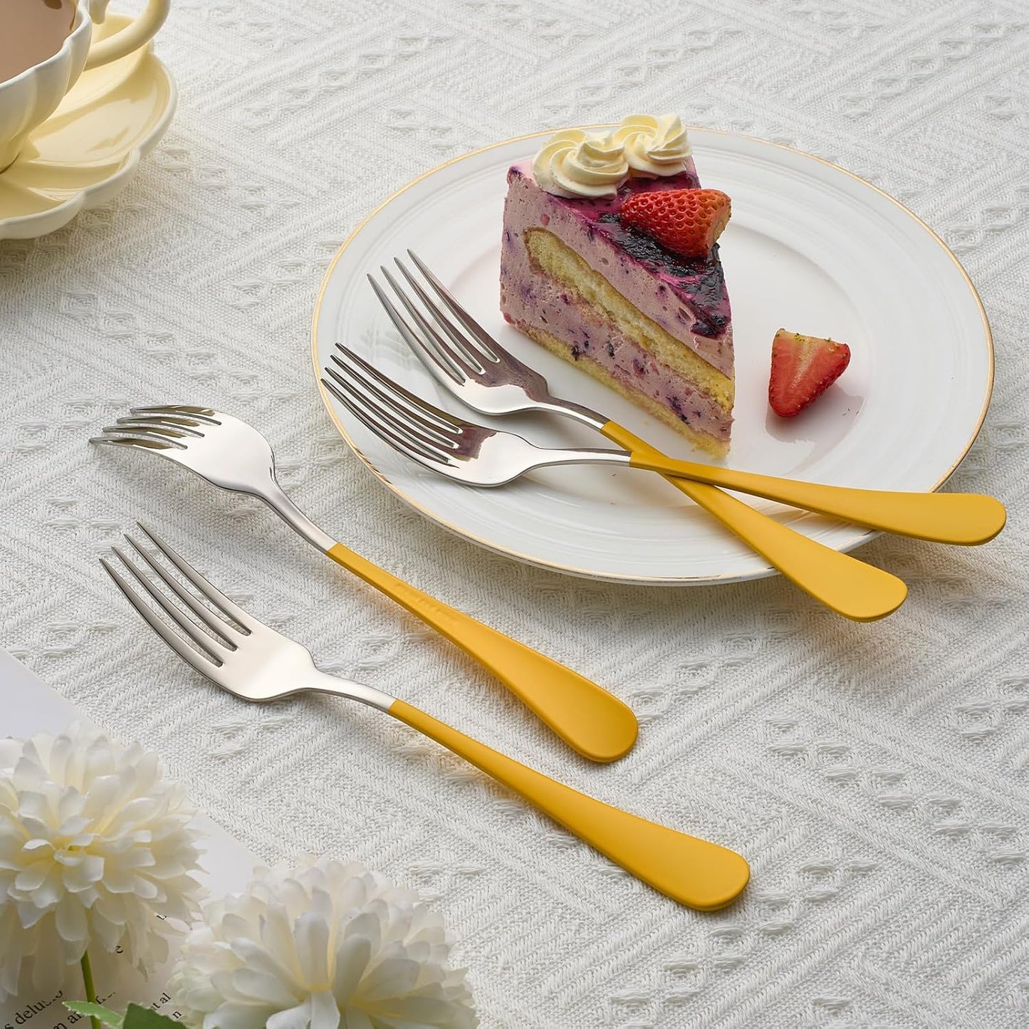 Dinner Forks,24 Pieces yellow 18/0 Stainless Steel Silverware Forks,Table Forks,Flatware Forks,8 Inches,Mirror Polish & Dishwasher Safe,Use for Home,Kitchen or Restaurant