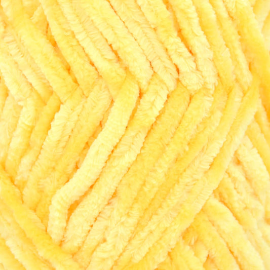 100g Velvet Chenille Yarn for Crocheting,Yellow Fluffy Velvet Plush Yarn Thick Soft Chunky Chenille Yarn Baby Blanket Yarn for Crocheting Knitting Beginners(Yellow)