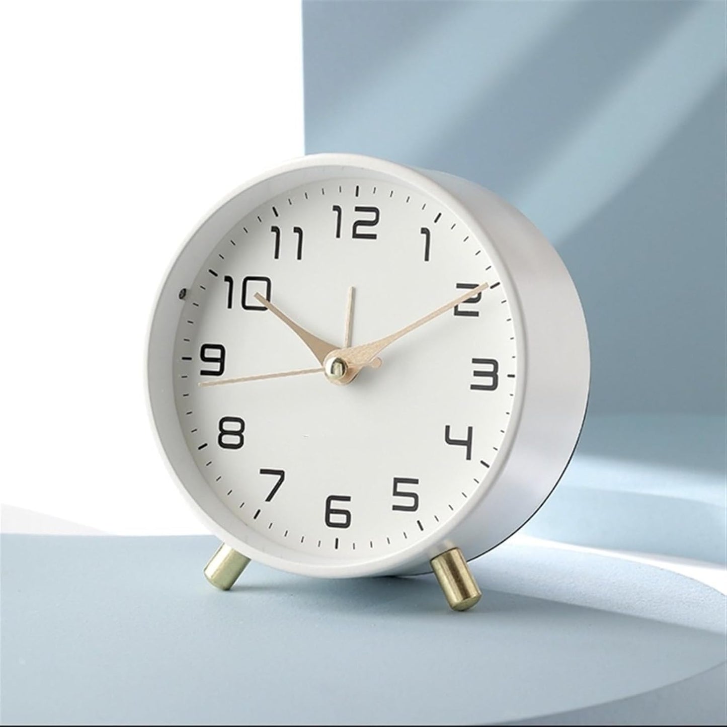 Alarm Clock Nordic Luxury Alarm Clock, Bedside Analog Non-Ticking Silent Small Desk Clock with Arabic Numerals, Battery Operated Round Table Clock for Living Room, Bedroom Desk Clock(Yellow)