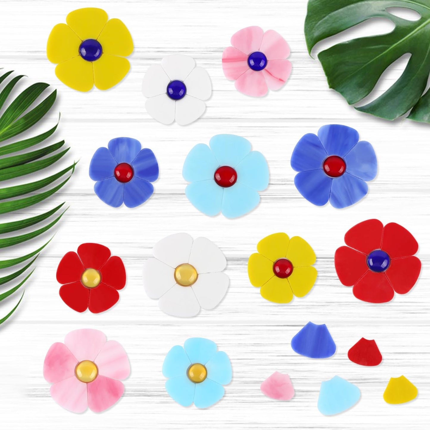 Flat Glass Mosaic Tiles, 96 PCS Flower Mosaic Tiles, Glass Petal Mosaic Gems for Home Decoration DIY Crafts