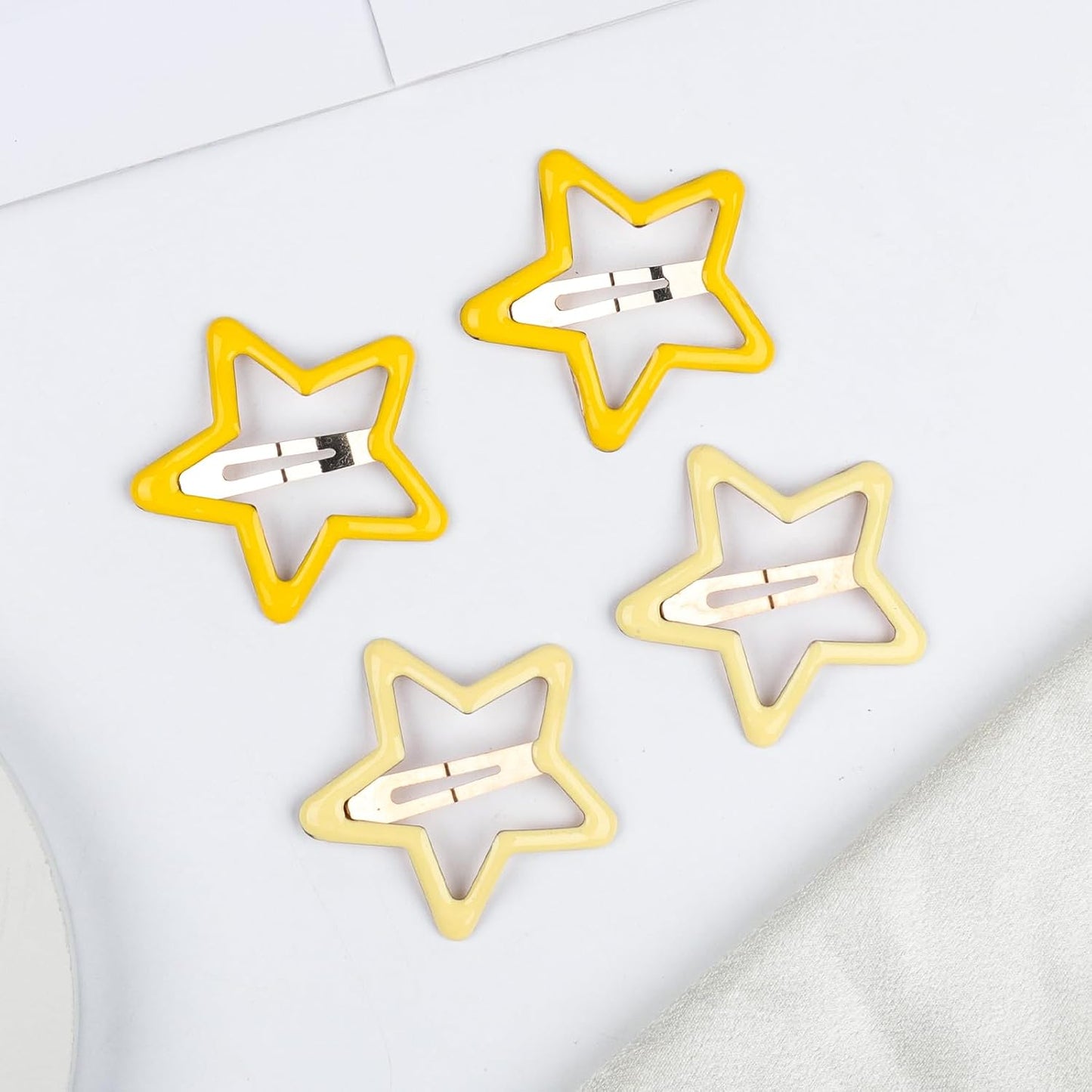 Yellow Star Hair Clips Metal Snap Hair Barrettes 1.96’’ Cute Star Hairpin Y2K Hair Accessories for Women Girls 4Pcs