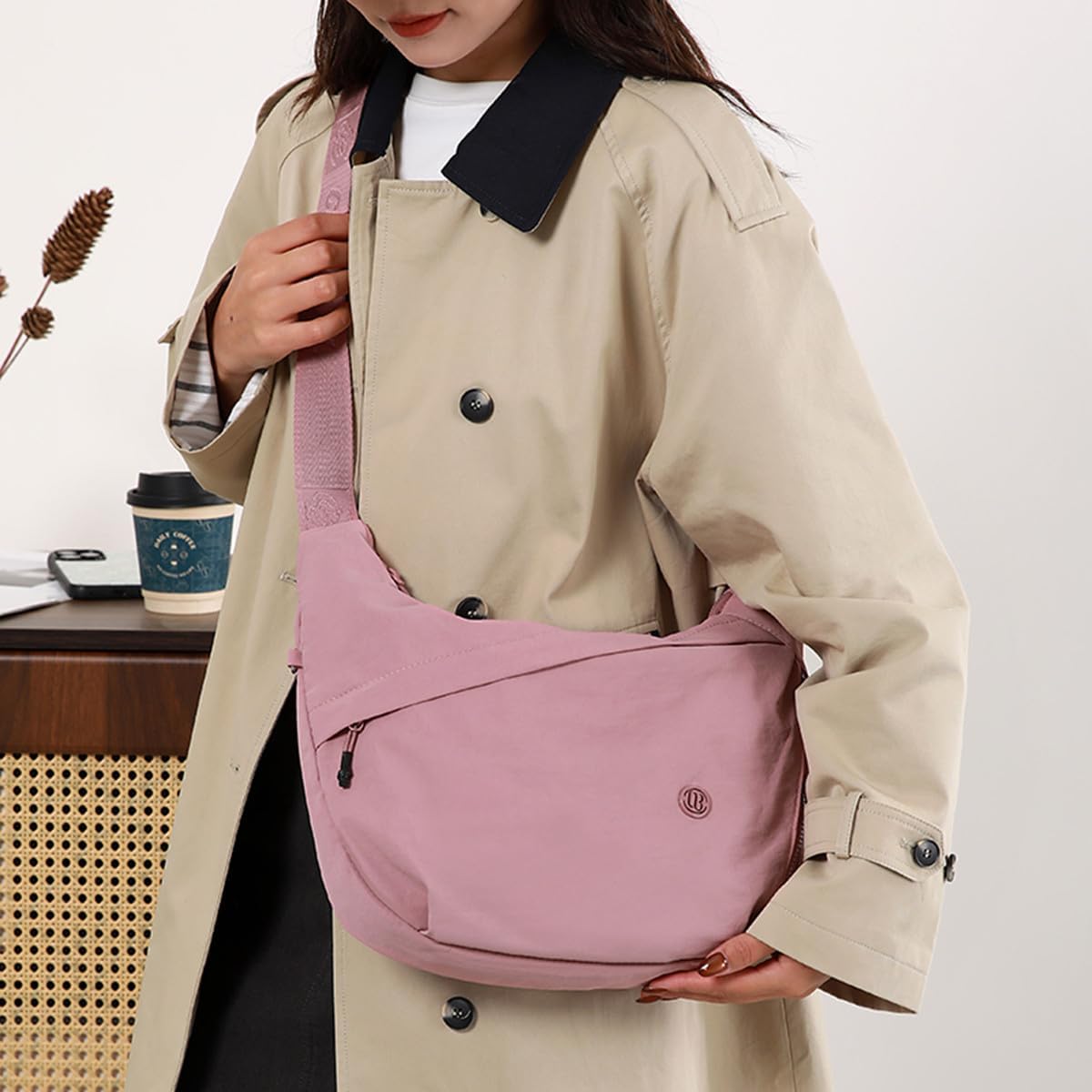 Crescent Crossbody Shoulder Bag,Lightweight Nylon Hobo Purse for Women | Waterproof Sling Luna Bag with Many Zippered Pockets, Adjustable Strap,Spacious Travel Dumpling Purse for Everyday Use