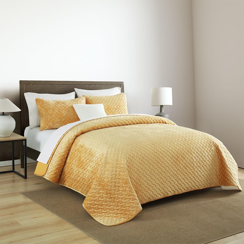 Velvet Bedspread Quilt Bedding Sets,Luxury Elegant Ultra Soft Velvet Comforters Coverlet Blankets,Weave Stitching Pattern Cotton Quilted Bedspread for All Seasons,Yellow,King Size | Breathable material