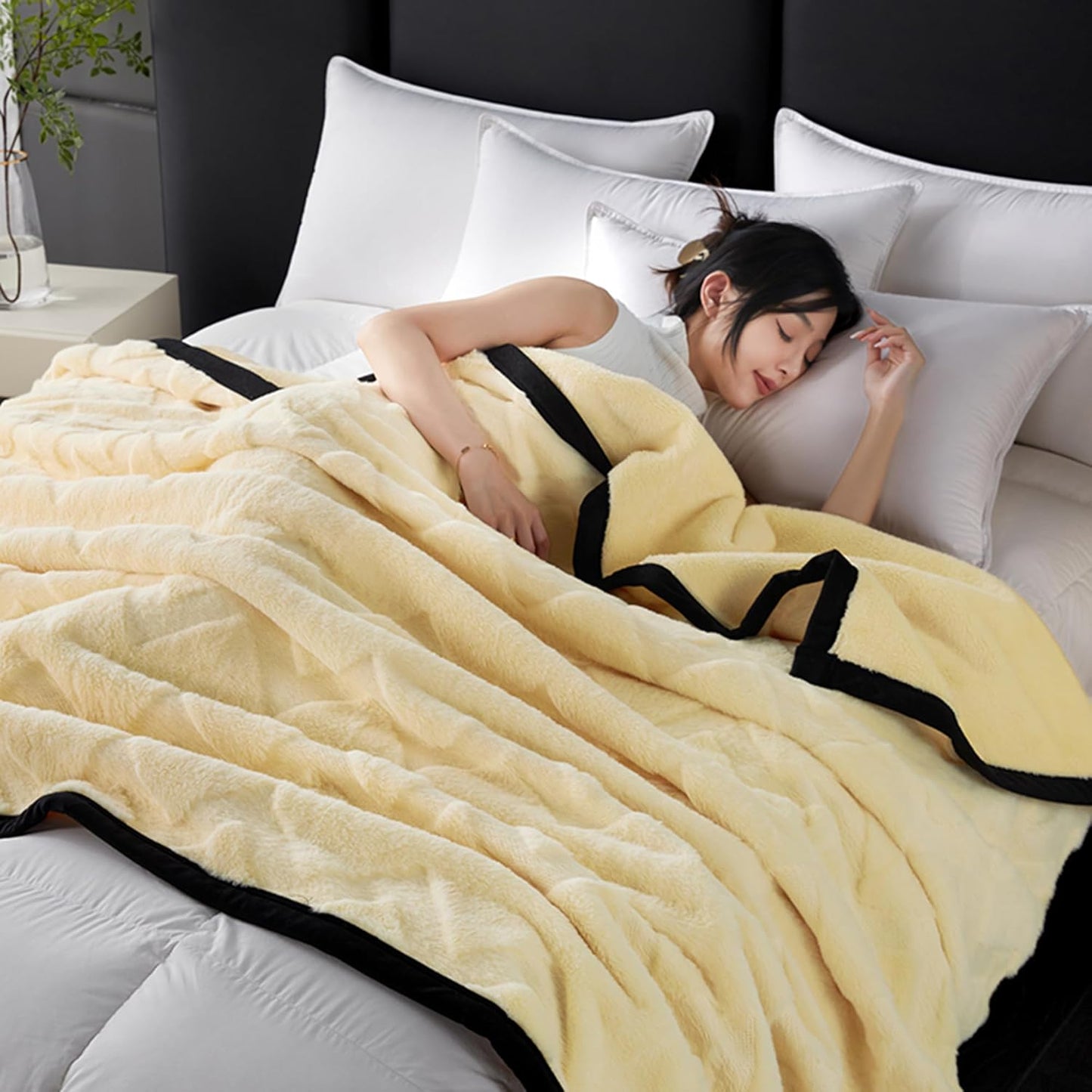 Winter Blankets Queen Size, Throw Blanket for Couch Decorative, Rabbit Plush Faux Fur Throw Blanket for Bed, Fluffy Soft Cozy Thick Warm Christmas Blanket, Twin Blanket(100x150 cm,Yellow)