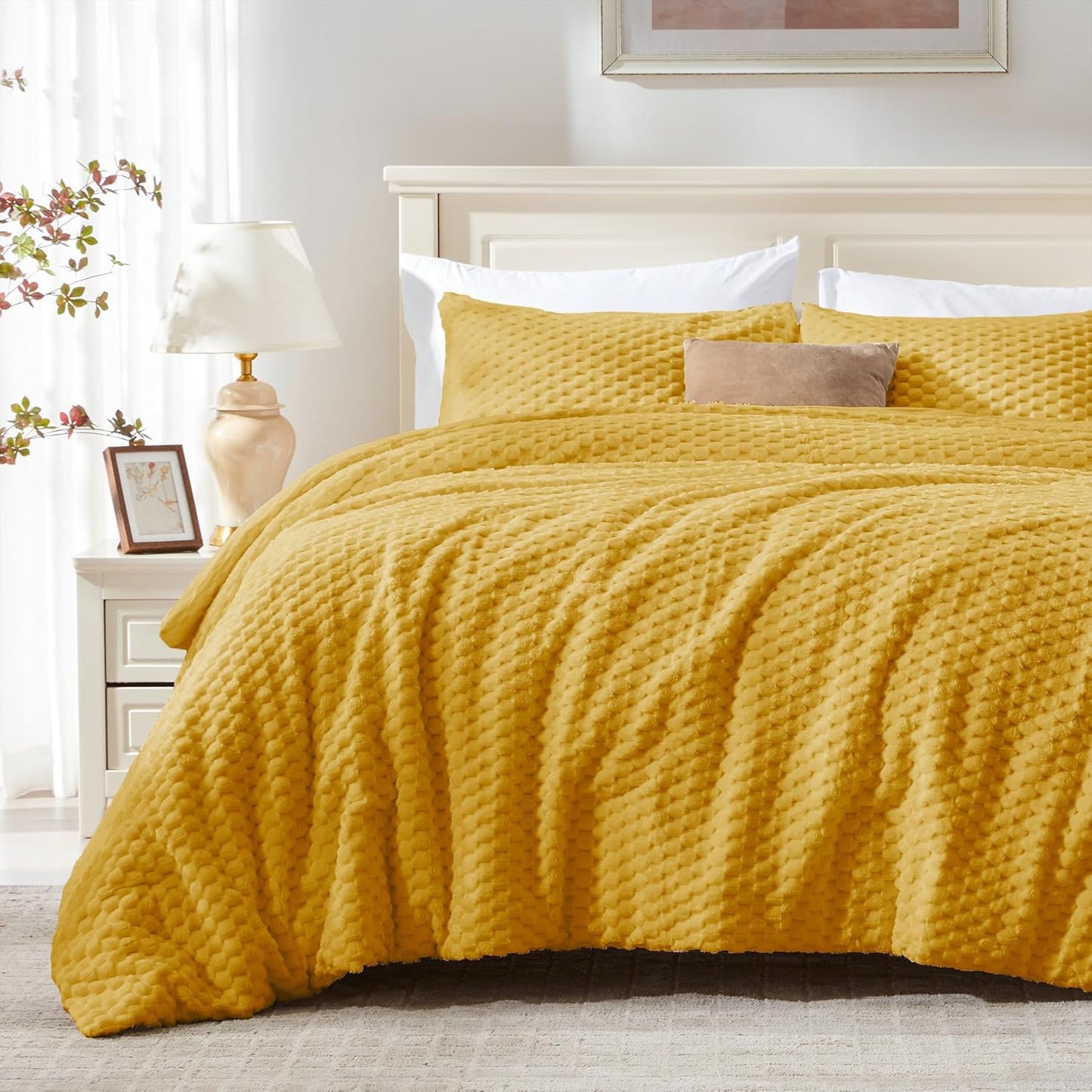 Fluffy King Size Comforter Set - Yellow Fleece Soft Comforter for King Size Bed, Luxury Warm Bedding Set for Winter, Fuzzy Bed Set 3 Pieces (1 Comforter, 2 Pillowcases)