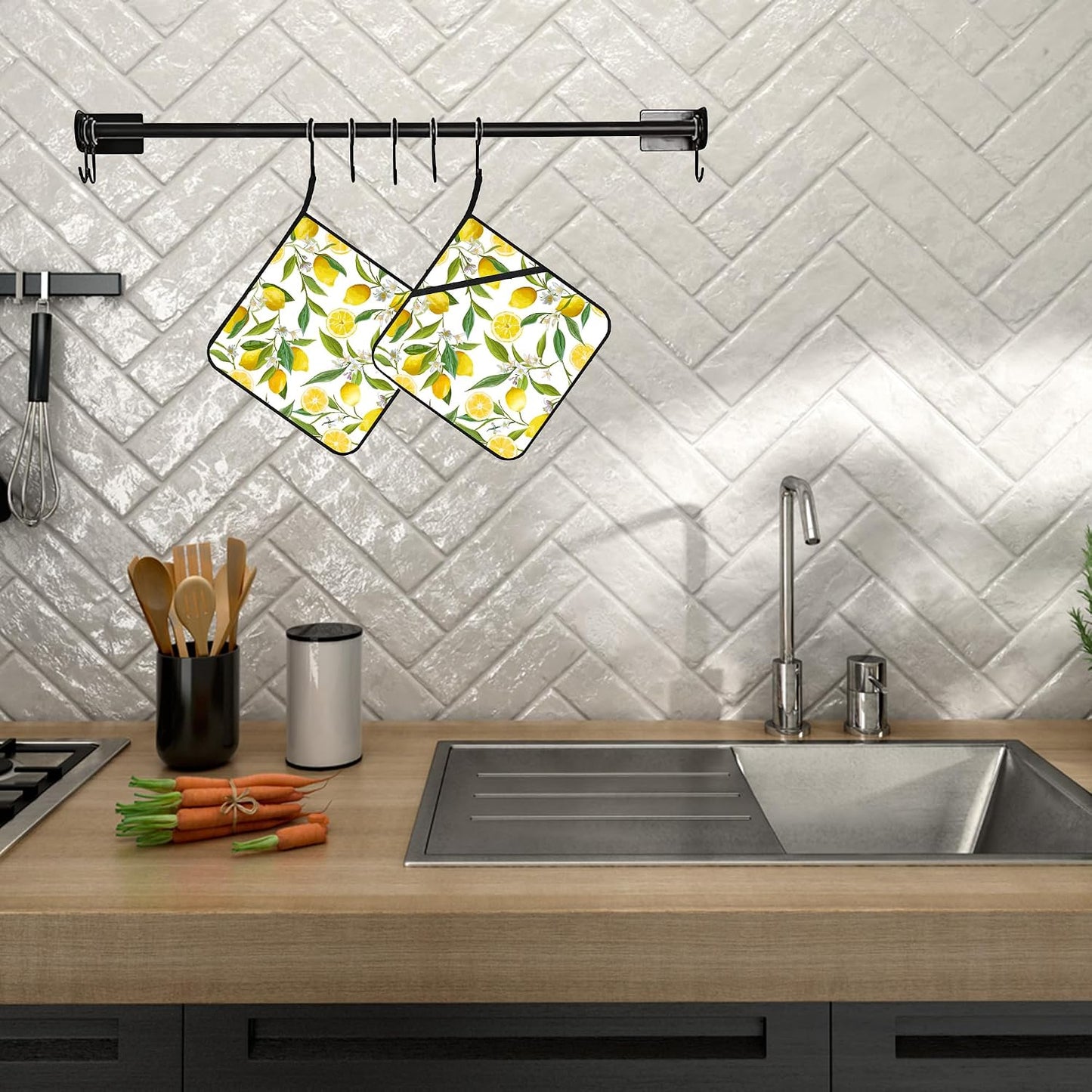 Lemon Fruits Pot Holders Set of 2 Heat Resistant & Non Slip Potholders, White Flower Oven Hot Pads for Kitchen Cooking Baking Barbecue