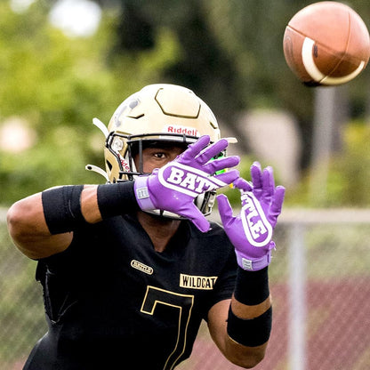 Sports Double Threat Wide Receiver Gloves | UltraTack palm reaches the legal stick limit, PerfectFit material for comfort and breathability, Wrist freedom of motion