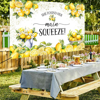 8x5ft She Found Her Main Squeeze Banner Lemon Themed Bridal Shower Party Decoration Lemonade Bachelorette Hanging Backdrop Green Lemon Bride to Be Wedding Engagement Party Cake Table Banner
