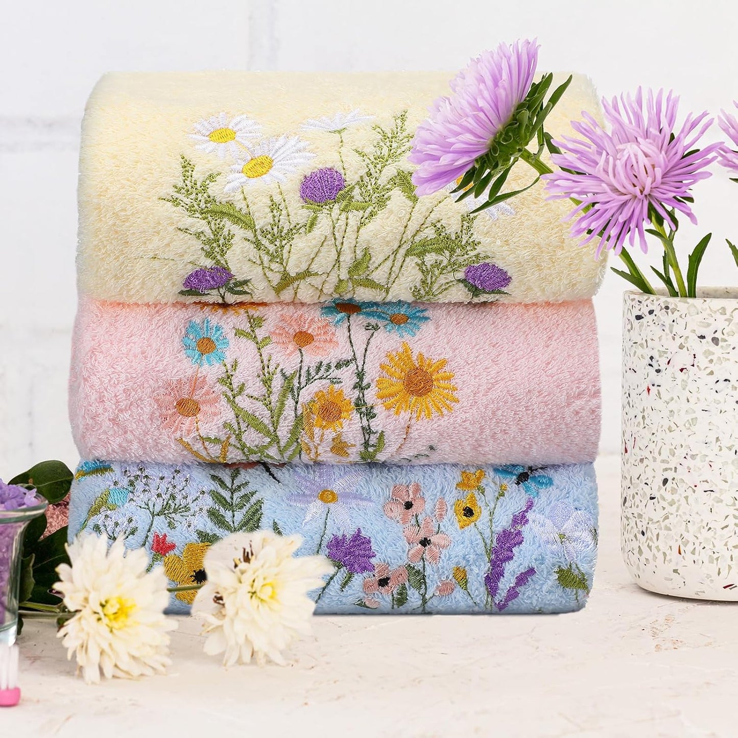 3 Pcs Pastel Wildflower Hand Towels Pink Blue Yellow Wildflower Floral Bath Towels 14x29 Inch Soft Cute Flower Washable Embroidered Decorative Spring Summer Cotton Decor for Bathroom Kitchen