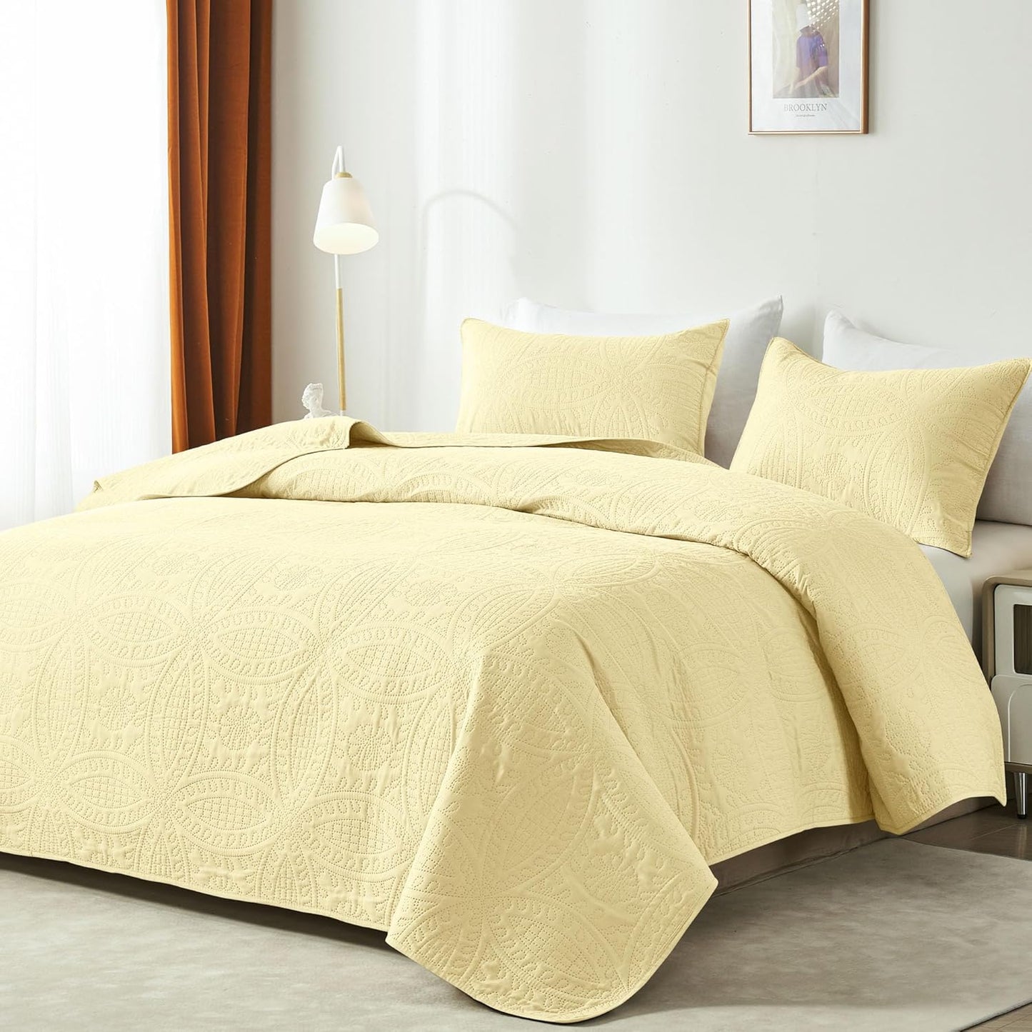 Butter Yellow Twin Quilt Set,Ultrasonic Lightweight Bedspread Coverlet for Modern Minimalist Bedroom,Soft Microfiber Coin Pattern Bedding,2-Piece (1 Quilt,1 Pillow Sham)