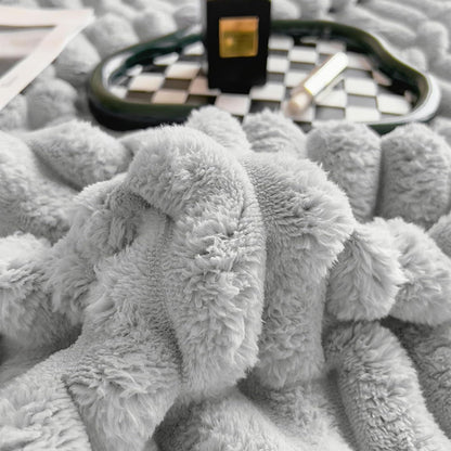 Thickened Rabbit Plush Velvet Cover Blanket, Thickened Faux Rabbit Fur Throw Blanket, Faux Fur Throw Blankets for Sofa & Bed, Warm Fuzzy Home Room Decor Throws (Light Yellow,100x150cm)