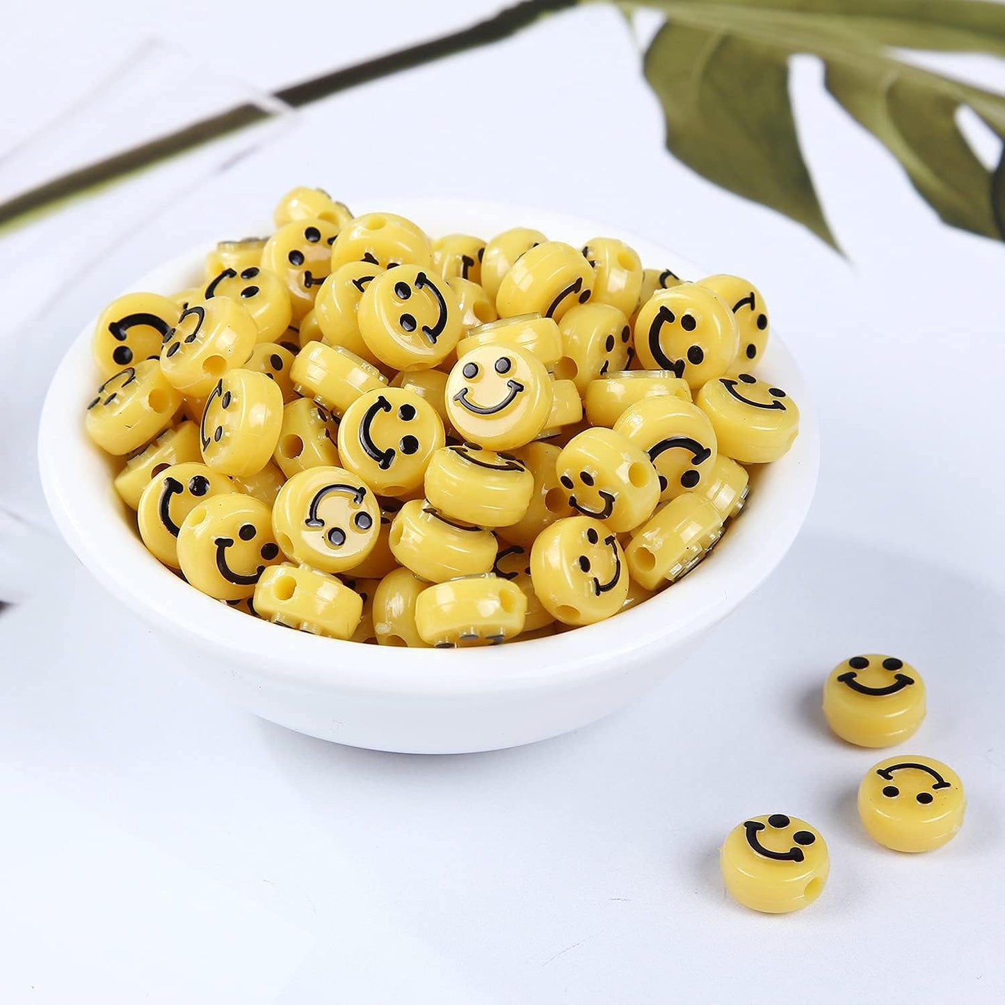 Smile Face Beads, 10mm Happy Face, Acrylic, Cute Spacer Beads, Necklace and Bracelet Making, Jewelry Supplies, 100pcs (Yellow)