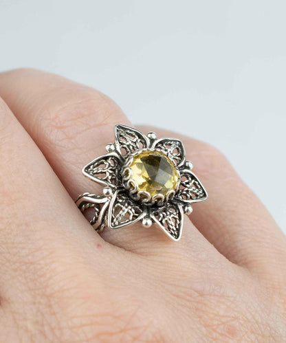 925 Sterling Silver Filigree Art Daisy Flower Motif Woman Cocktail Statement Ring, Gift Boxed