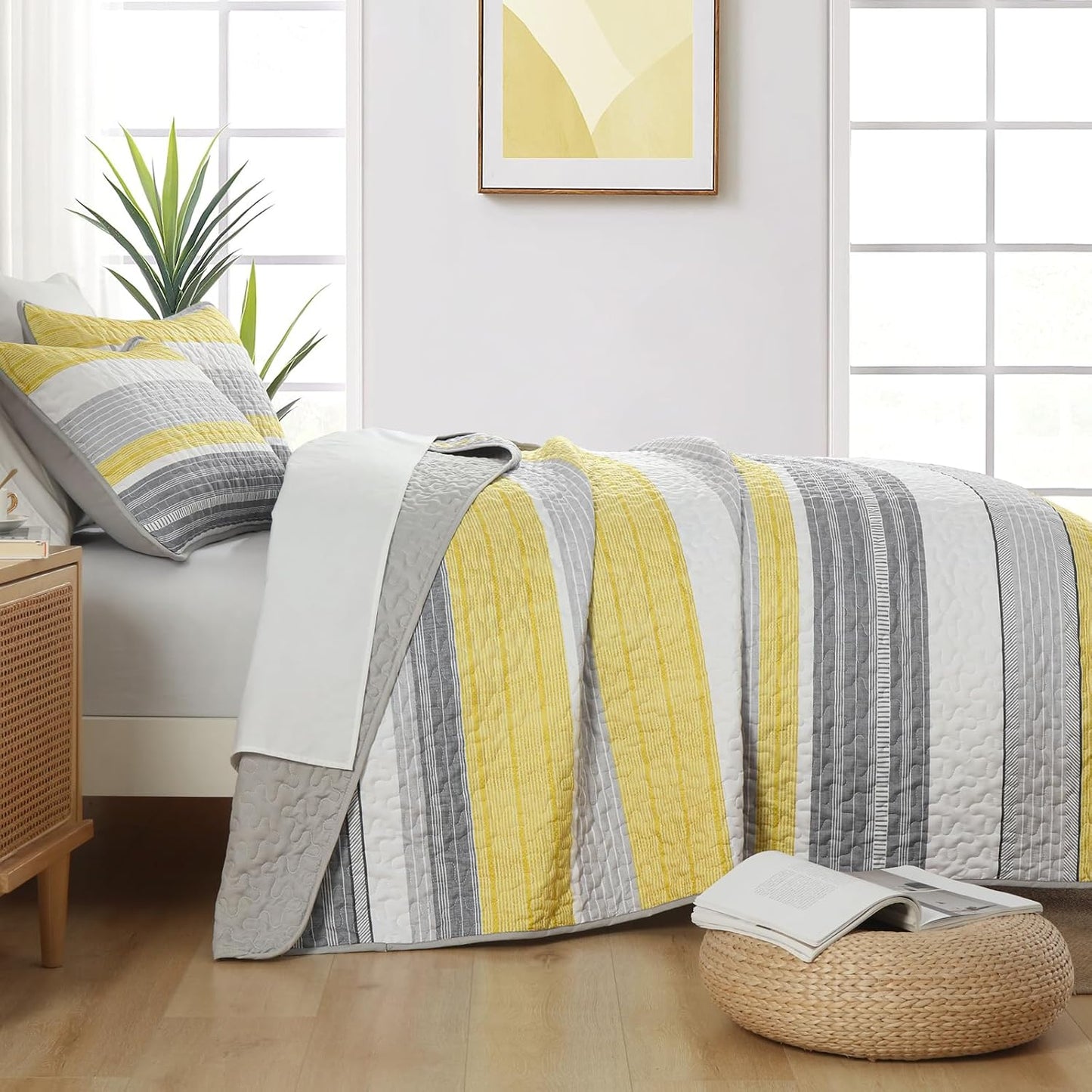 California King Size Quilt Set,3 Piece Fall Soft Lightweight Bedspreads Coverlet Set,Patchwork Striped Quilted Bedding Sets for All Season,Yellow Grey White Comforter Sets with 2 Pillow Shams 112"X96"