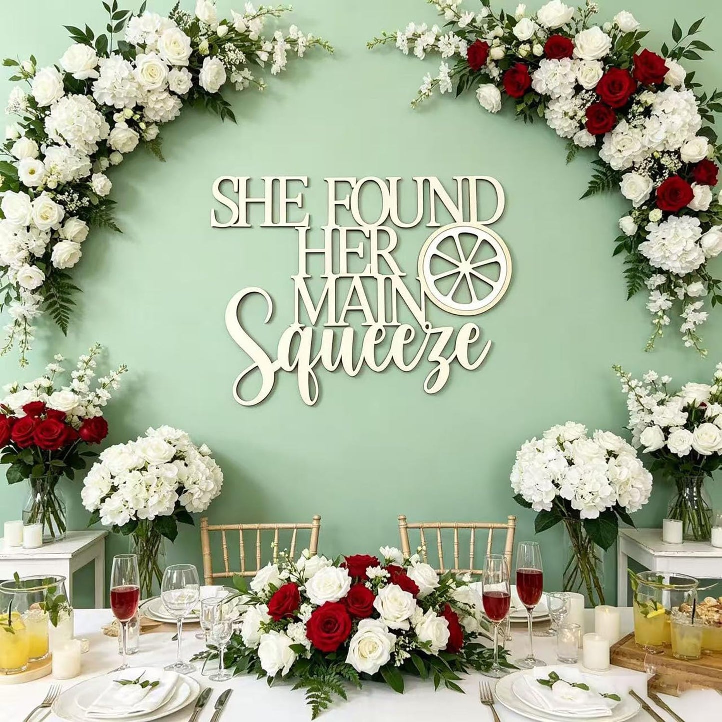 "She Found Her Main Squeeze" Wooden Sign for Backdrop, Fruit Lemon Bridal Shower Wall Decor Sign for Lemon Theme Wedding Engagement Bachelorette Party Backdrop Decoration Supplies