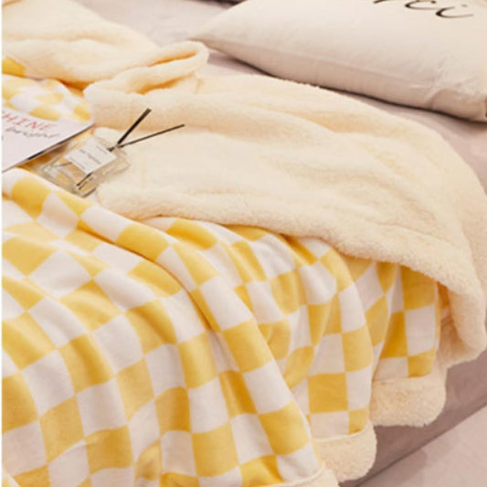 Throw Blanket Faux Fur for Couch&Bed Chair in Garden Outdoor, Cozy Warm Decoration Knit Blanket for Sofa Bedroom Living Room (59"x 79",Yellow)