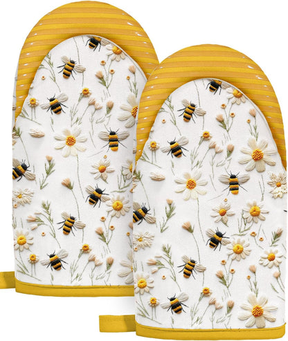 Bee Mini Oven Mitts Set – Yellow Extended Short Heat Resistant Kitchen Gloves for Women, 100% Cotton Oven Mitts with Silicone Grips, Non-Slip and Thick Durable for Cooking & Baking