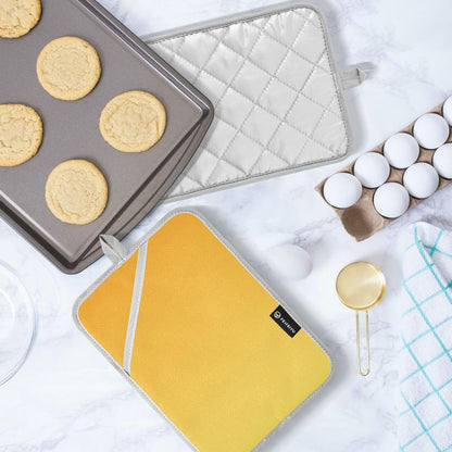 2 Pack Pot Holders, Solid Color Yellow Light Gradient Oven Mitts Hot Pads Sets for Ovens Cooking Baking Pans, Square 7x9.8 in