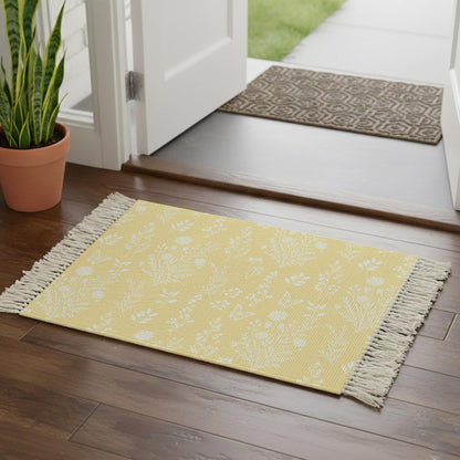 Light Yellow Botanical Bathroom Rug 2'x3', Woven Cotton Area Rug with Tassels Washable Front Door Rugs, Spring Summer Chic Wildflowers Non Slip Throw Runner Rugs Carpet for Entry Laundry Kitchen