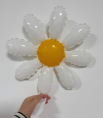 4Pcs Daisy Bow Balloons Yellow Gingham Floral Party Decor, Cute Coquette Bow and White Daisy Flower Balloons for Spring Summer Birthday Picnic Baby Shower Bridal Shower Groovy Garden Party Decor