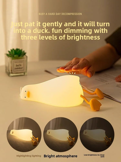 Duck Cute Healing Bedside Lamp with Figurine – Creative Desk Decor & Stress Relief for Women’s Office & Birthday Gift (Yellow)