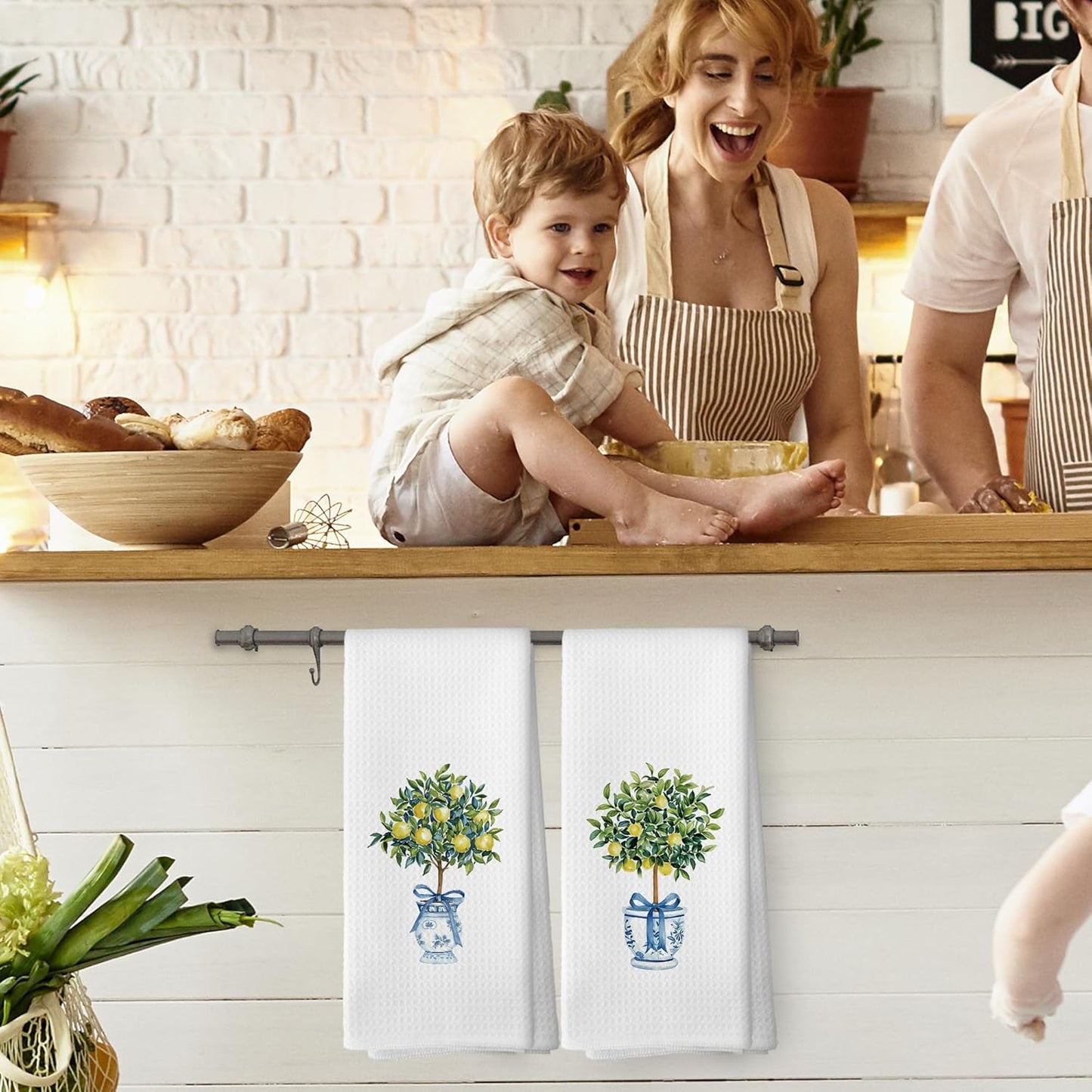 Chinoiserie Decor Kitchen Towels Lemon Chinoiserie Dish Towel 16x24 Inches, Blue and White Chinese Vase Decorative Absorbent Dishcloths Tea Towels Set of 2 for Kitchen Bar Cart Decor