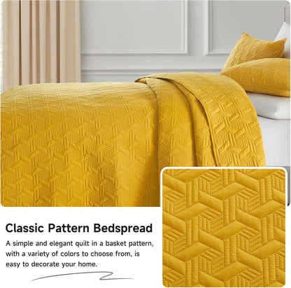 Mustard Yellow Oversized California Cal King Size Quilt Bedding Set with Pillow Shams, Summer Lightweight Bedspread Coverlet, Soft Quilted Blanket Thin Comforter for All Seasons