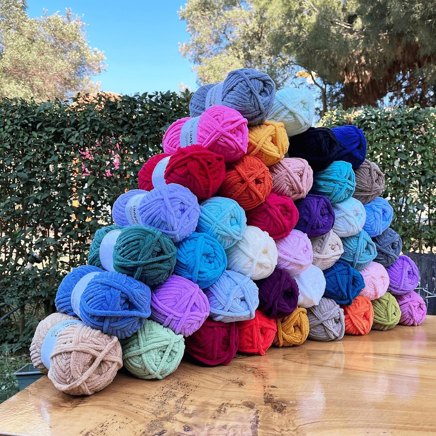 Velvet XL Chenille Yarn - Thick Super Bulky Yarn for Crocheting - Soft Fluffy Plush Yarn for Crochet - 100g / 74yds - Ideal for Baby Blankets & Amigurumi (Bee Yellow, 3 Skeins)