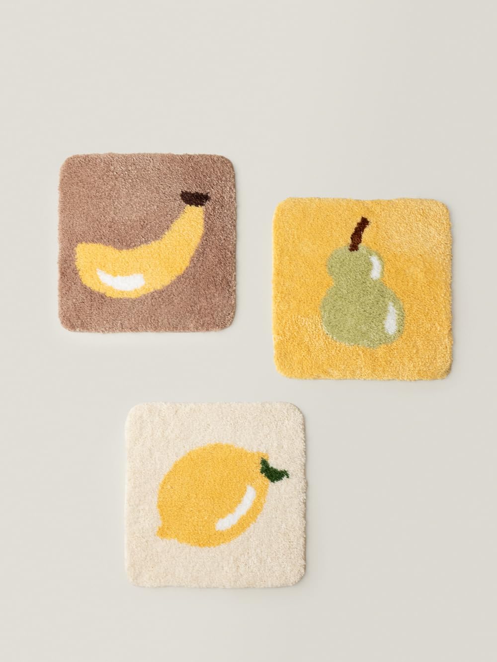 WENSHUO Rounded Square Chair Pad-Orchard Themed Tufted Seat Cushion,15.8" x 15.8" Lemon-Pattern Chair Cushion,Decorative Cushion Made of Microfiber,with a Soft, Warm Touch with TPR Non-Slip Backing