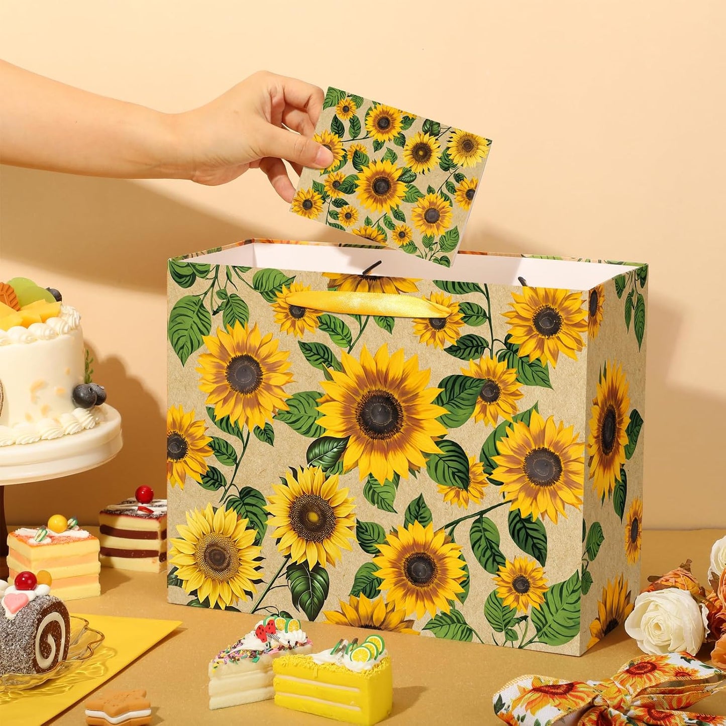 Large Sunflower Gift Bag with Tissue Paper and Greeting Card Yellow Sunflower Party Favor Bags Decorations Floral Sunflower Treat Candy Paper Bag Sunflower Wrapping Paper for Wedding Birthday Gift