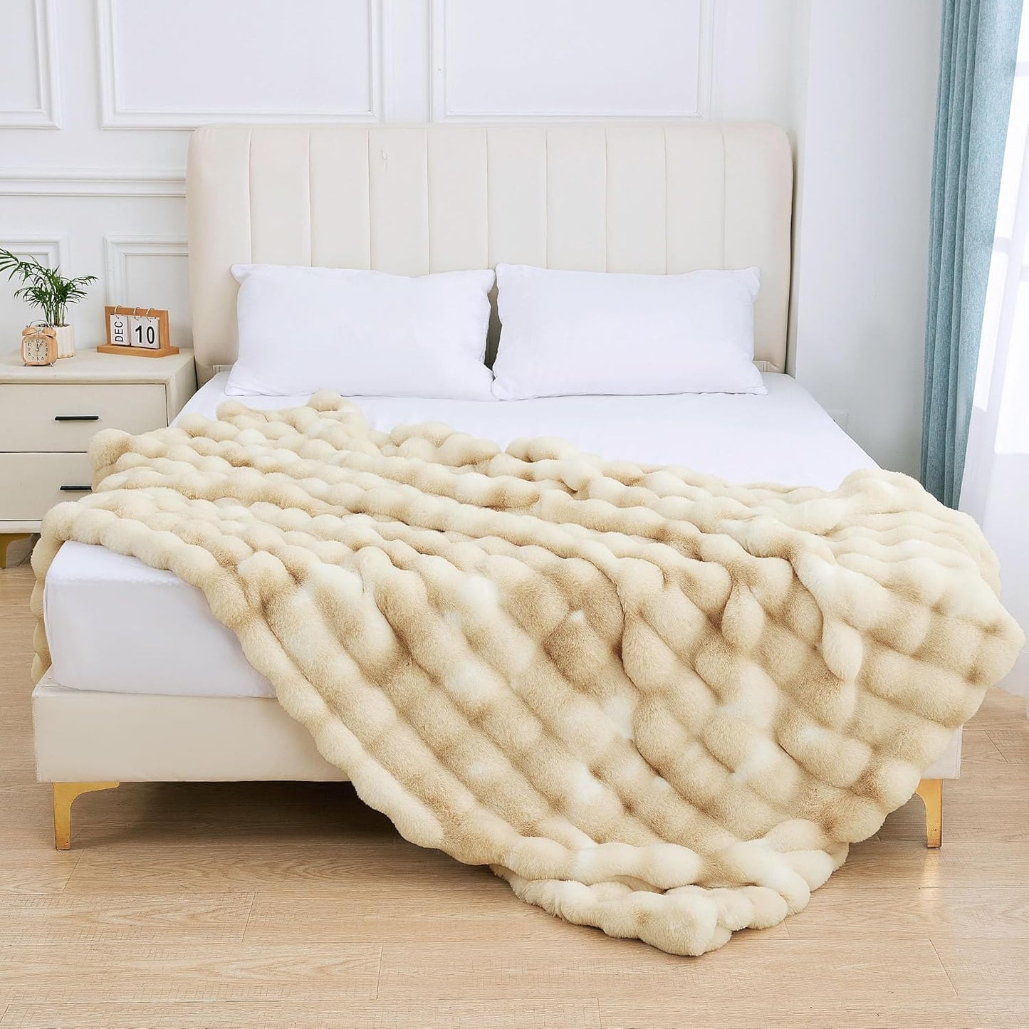 ORINOVA Light Tie-dye Yellow Faux Fur Rabbit Thick Throw Blanket for Couch Living Room 50x60 Fluffy Bed Furry Comforter Soft Blanket Best Housewarming Home Gifts 860 GSM