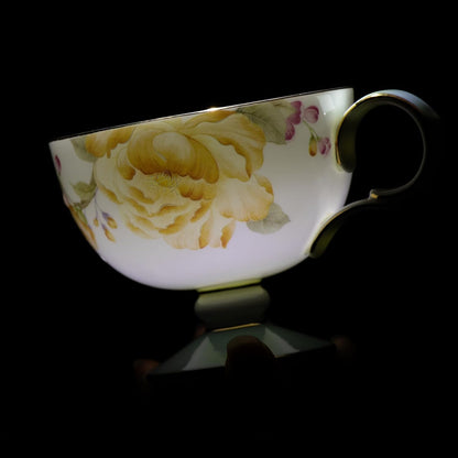 Tea Cups Set of 2,Ceramic Floral Pattern Demitasse Cup | Porcelain Espresso Cup with Saucer, 7.44 oz Handmade Elegant Bone China Tea Cups for Latte, Americano, Cappuccino