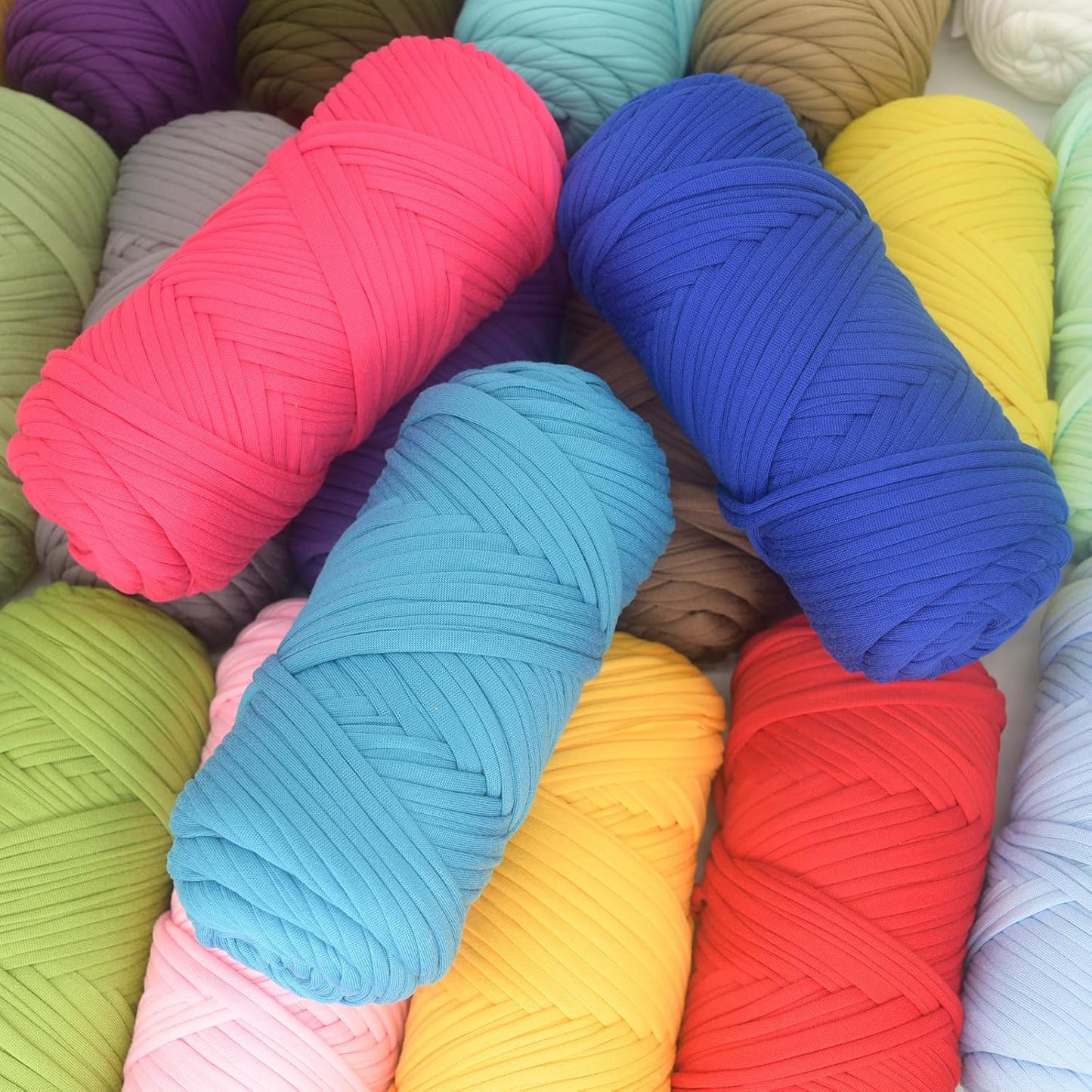 Tshirt Yarn for Crocheting,Chicken Yellow T Shirt Chunky Elastic Fabric Thick T-Shirt Crochet Yarn for Beginners Crocheting Hand Knitting Bag/Basket/Coasters/DIY Crafts/Home Decor 200G(Chicken Yellow