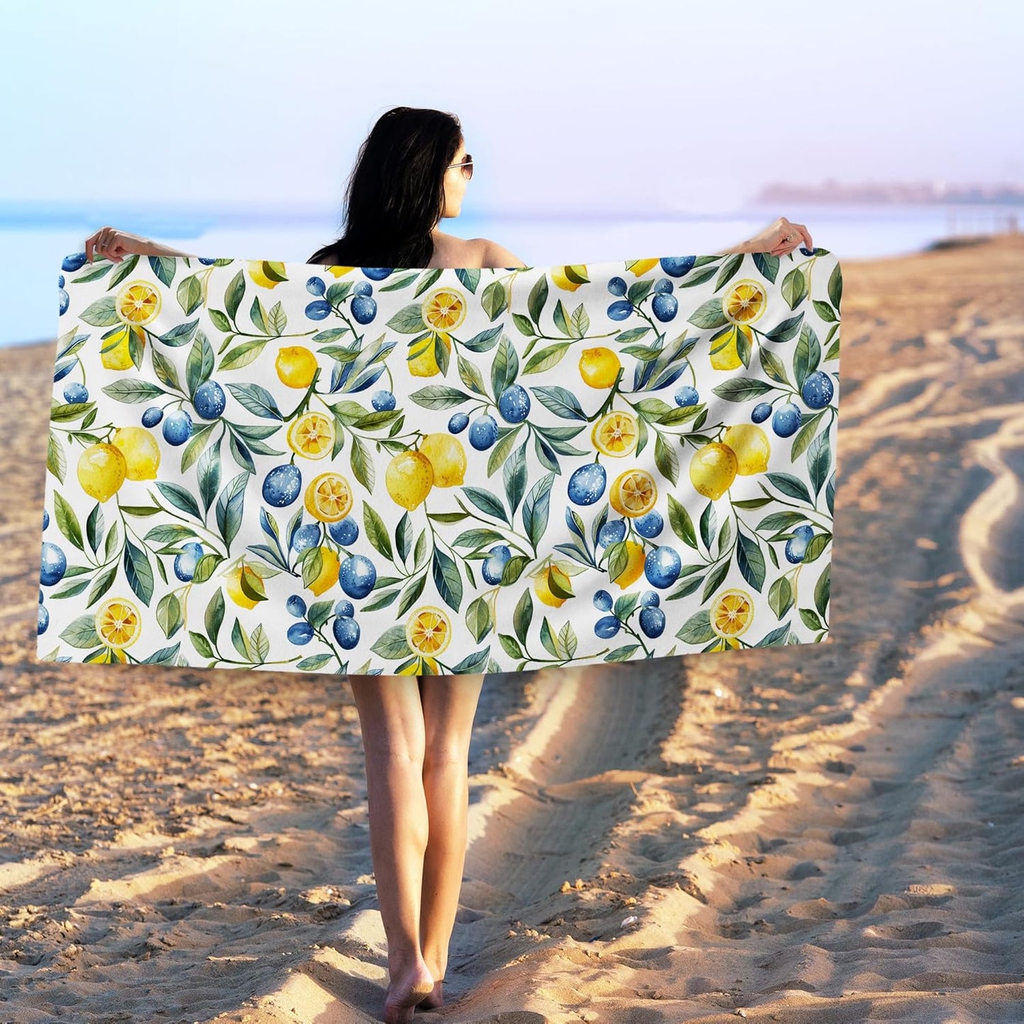 Mediterranean Lemon Beach Towel, Mediterranean Sicilian Lemons Sand Beach Towels Gifts for Women, Chinoiserie Blueberry Lemon Quick Dry Bath Pool Towels for Bathroom Swimming Pool,30x60 Inch