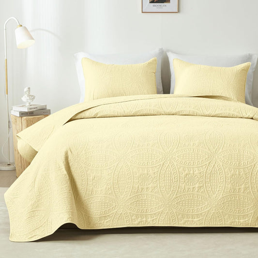 Butter Yellow Twin Quilt Set,Ultrasonic Lightweight Bedspread Coverlet for Modern Minimalist Bedroom,Soft Microfiber Coin Pattern Bedding,2-Piece (1 Quilt,1 Pillow Sham)