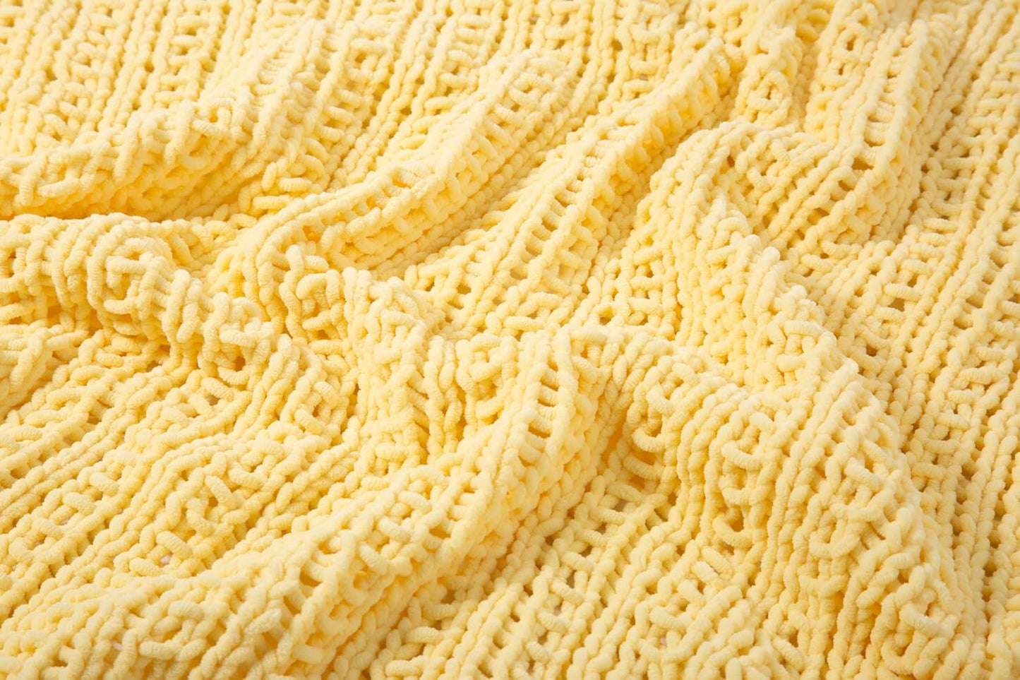 3PCS 3.5oz Chenille Yarn for Blankets Amigurumi: Soft Velvet Baby Yarn Blanket Knitting and Crocheting Bulky 5# Yarn 3 Skeins of 100g (Yellow)