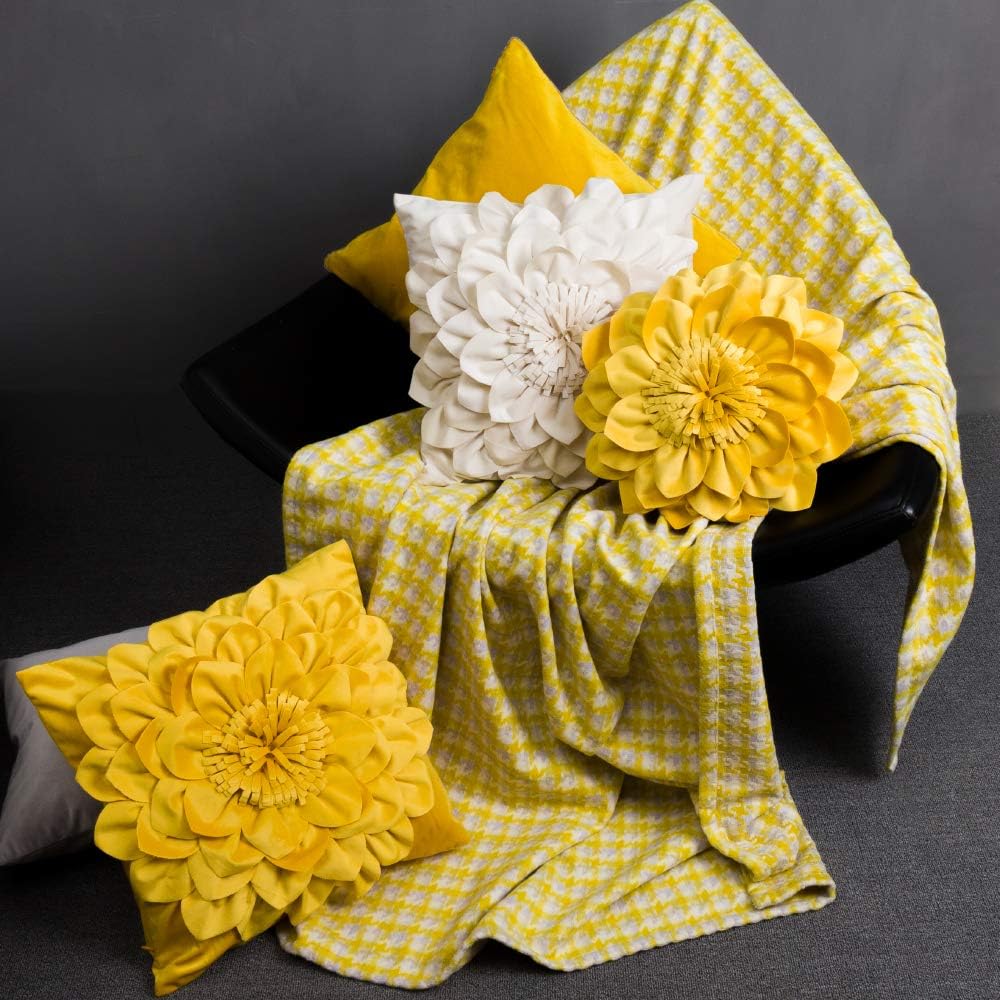 OiseauVoler Decorative Throw Pillow 3D Flower Round Pillow Accent Handmade Cushion with Insert for Couch Bed Home Decor 12 Inch Yellow