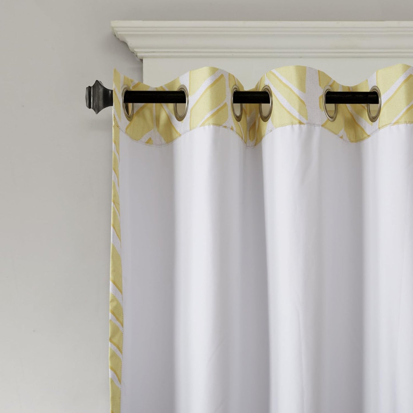 Intelligent Design Adel Total Blackout Curtain for Bedroom, Casual Single Window Panel for Livingroom, Family, Geometric Grommet Room Darkening Black Out Curtain, Single Panel Only, 50x84, Yellow