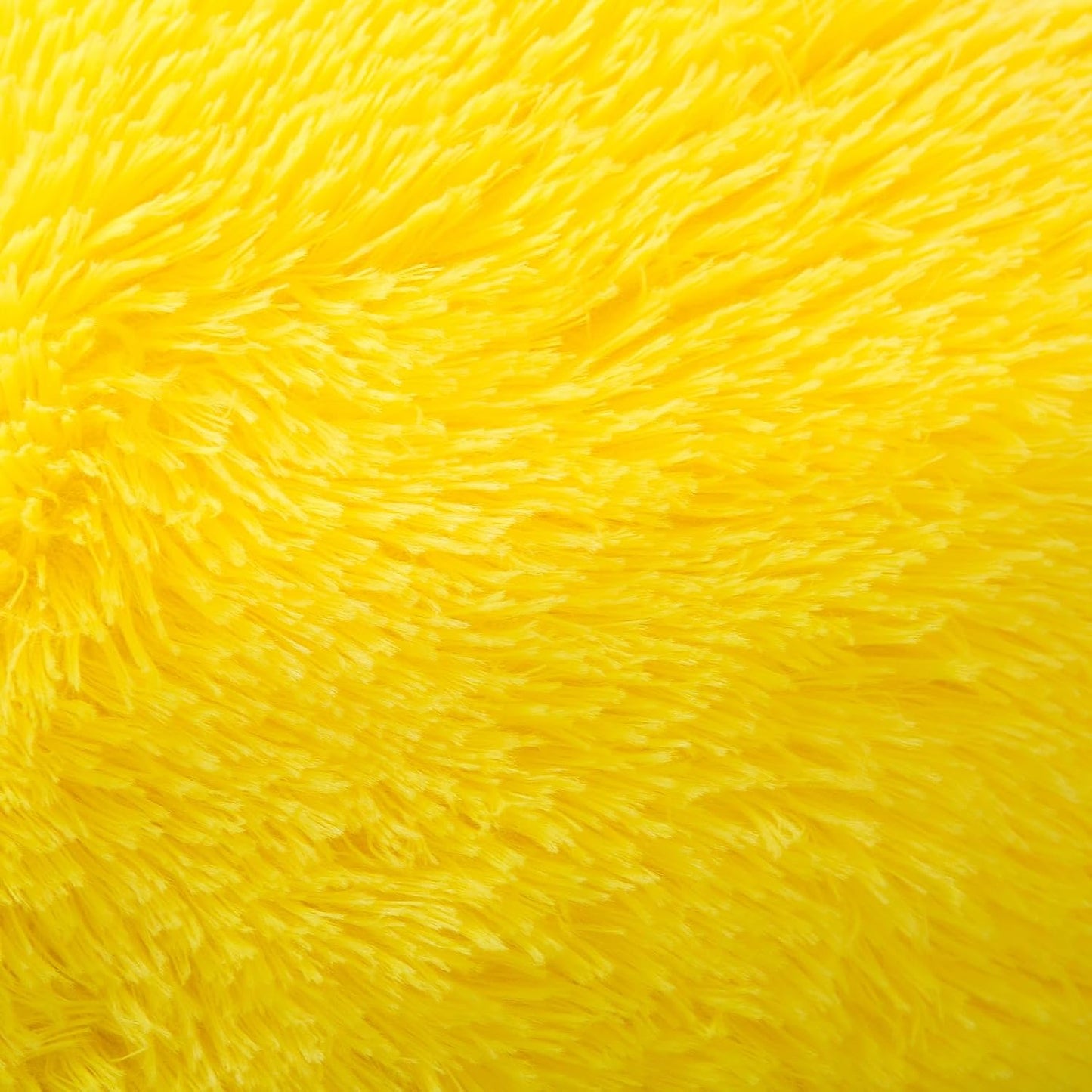 BBiggood Yellow Throw Pillow Covers, Pack of 2 Luxury Soft Faux Fur Throw Pillow Covers Decorative Pillow Covers for Home Decor Couch Living Room Bed Furry Plush Pillow Cover Set, 16 x 16 Inch