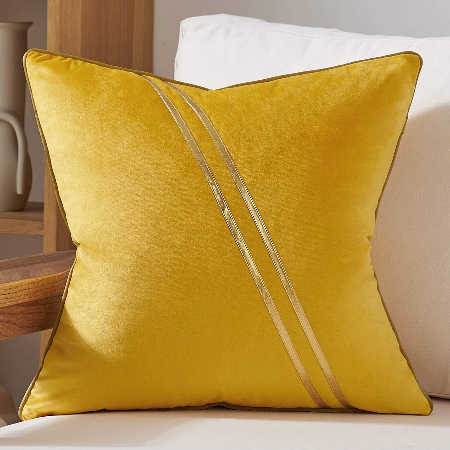 Avigers 18 x 18 Inch Yellow Gold Leather Striped Lines Velvet Cushion Case Luxury Modern Throw Pillow Cover Decorative Pillow for Couch Living Room Bedroom Car