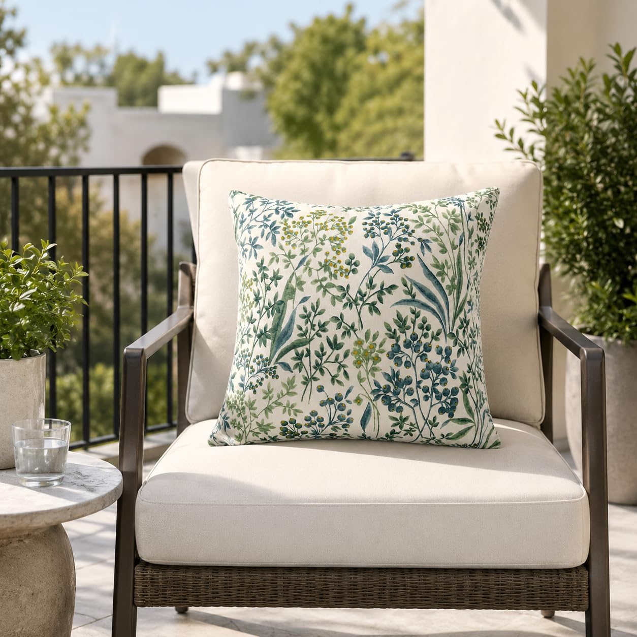 Outdoor Pillows 18×18 Inch | Pack of 2 Waterproof Decorative Throw Pillows with Inserts, Square Pillows for Bed, Couch, Sofa and Patio Furniture