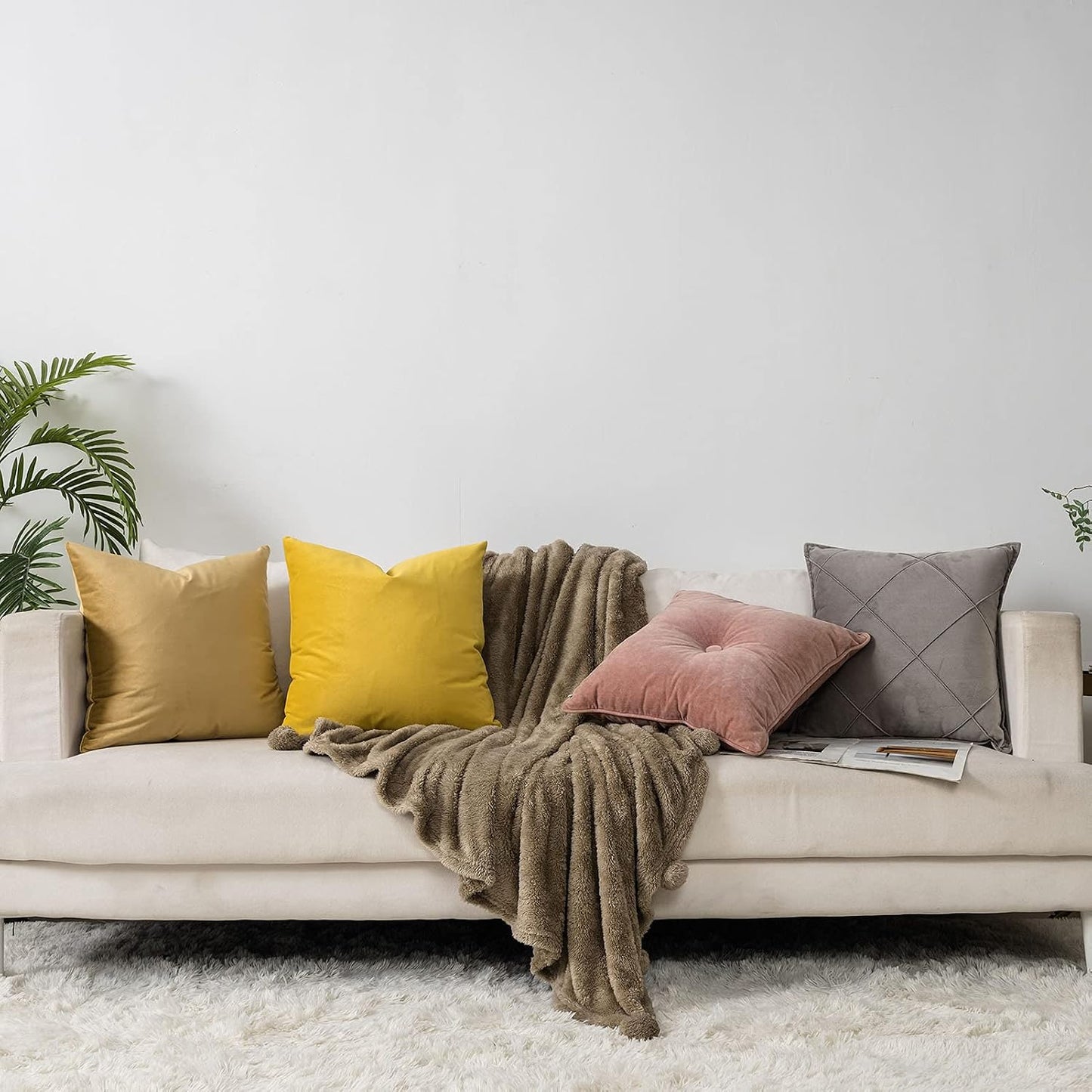 Lemon Couch Velvet Throw Pillow Covers 18x18 inch Set of 2 with Zipper Decorative Luxury Soft Solid Square Cushion Covers Case for Sofa Bed Living Room Car