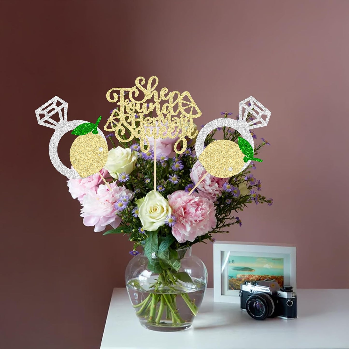 12Pcs Lemon Flower Centerpiece Sticks Assembled Glitter She found Her Main Squeeze Table Centerpiece Sticks for Bridal Engagement Party Baby Shower Birthday Party Cake Supplies Gold