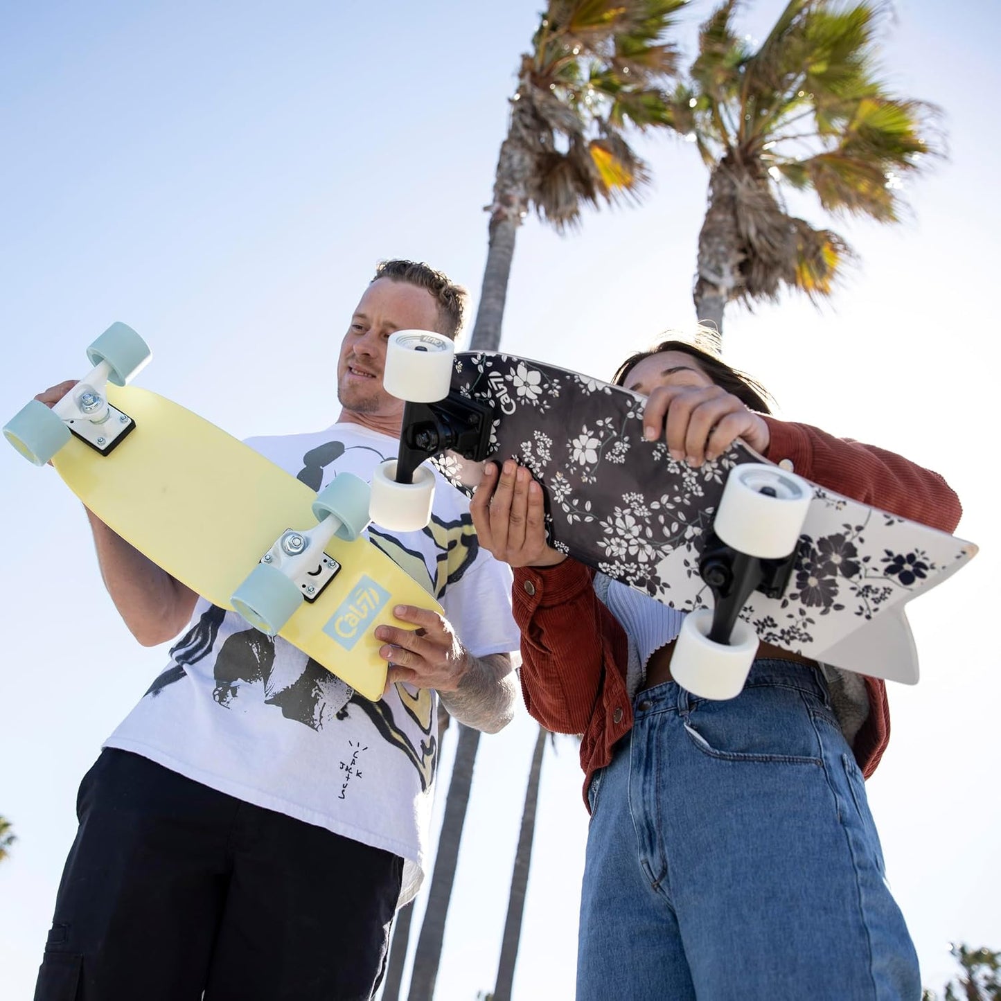Fishtail Deck 22-inch Mini Cruiser Skateboard