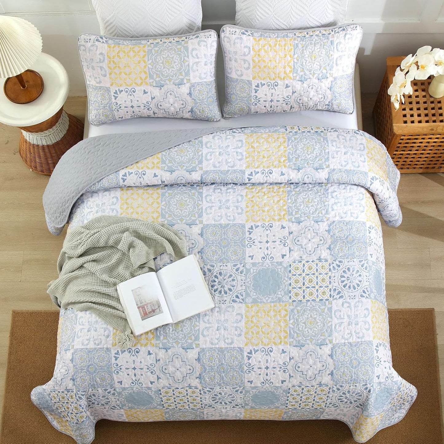 Queen Quilt Set 3 Pieces, Blue/Yellow/Grey Patchwork Bedspreads, Boho Summer Coverlet Set, Soft Lightweight Microfiber Bedding Set for All Seasons 96"x90"