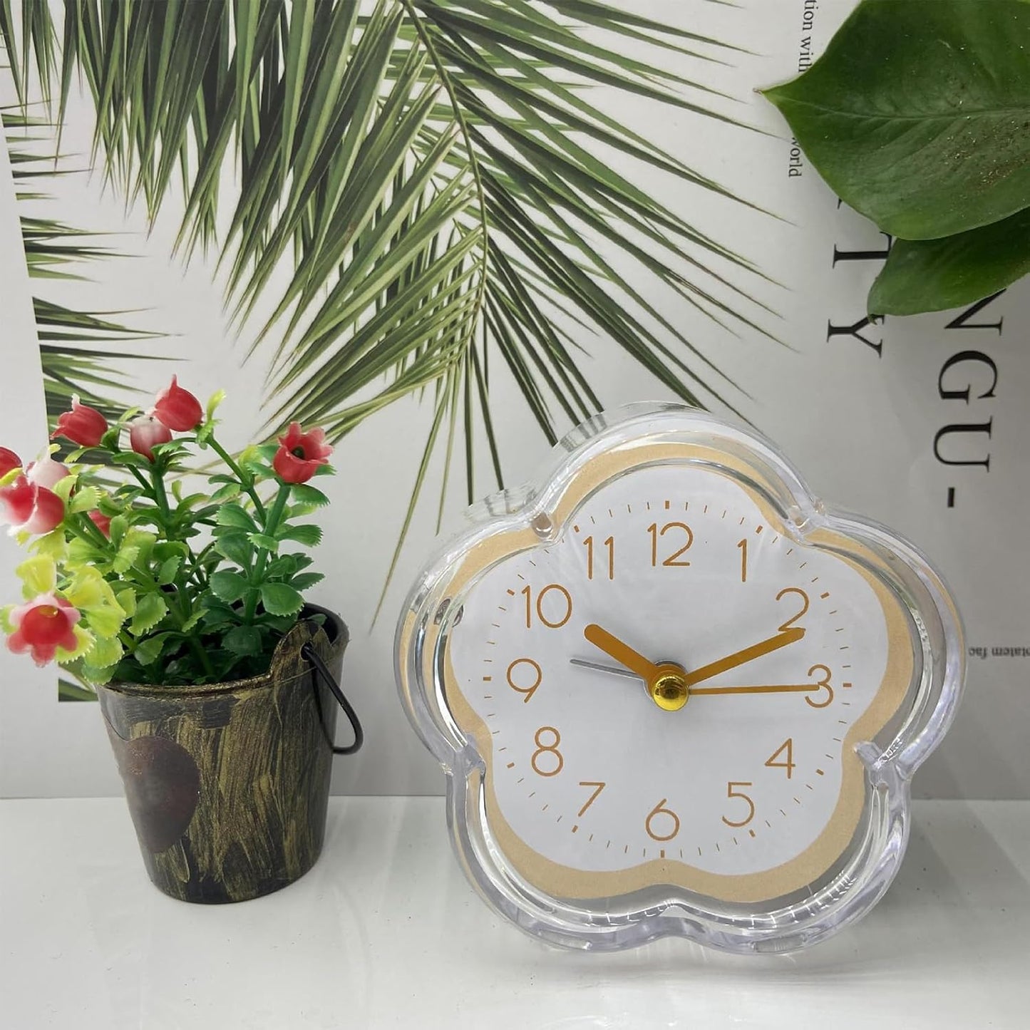 Cute Alarm Clock, Flower Shape Silent Desktop Clock for Bedroom, Bedside, Option (Yellow)