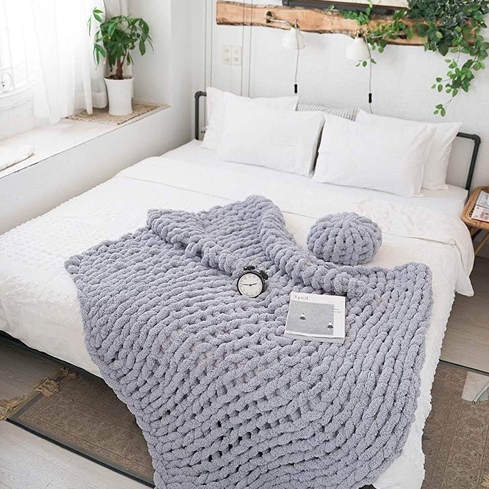 Chunky Knit Blanket Warm Throw Knitted Throw Blankets for Couch Bed Fluffy Soft Blanket with Jumbo Chenille Yarn Thick Handmade,Yellow,50 * 50 cm